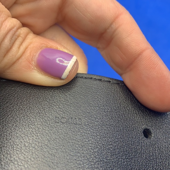 Rare Louis Vuitton Crystal & Python Leather Belt - Picture 7 of 11